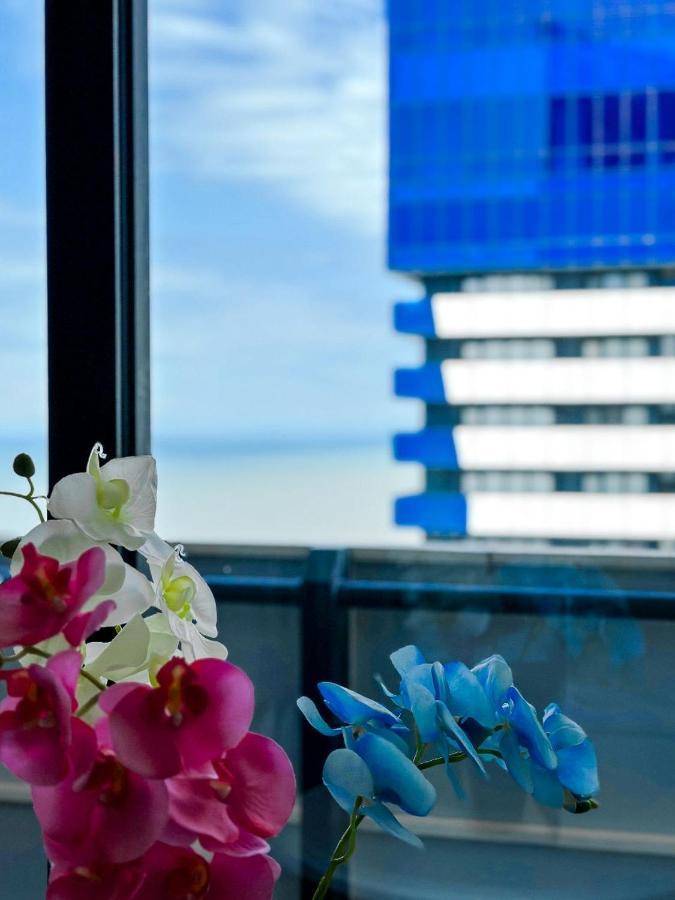 Seaside Resort In New Orbi Twins Batumi Exterior photo